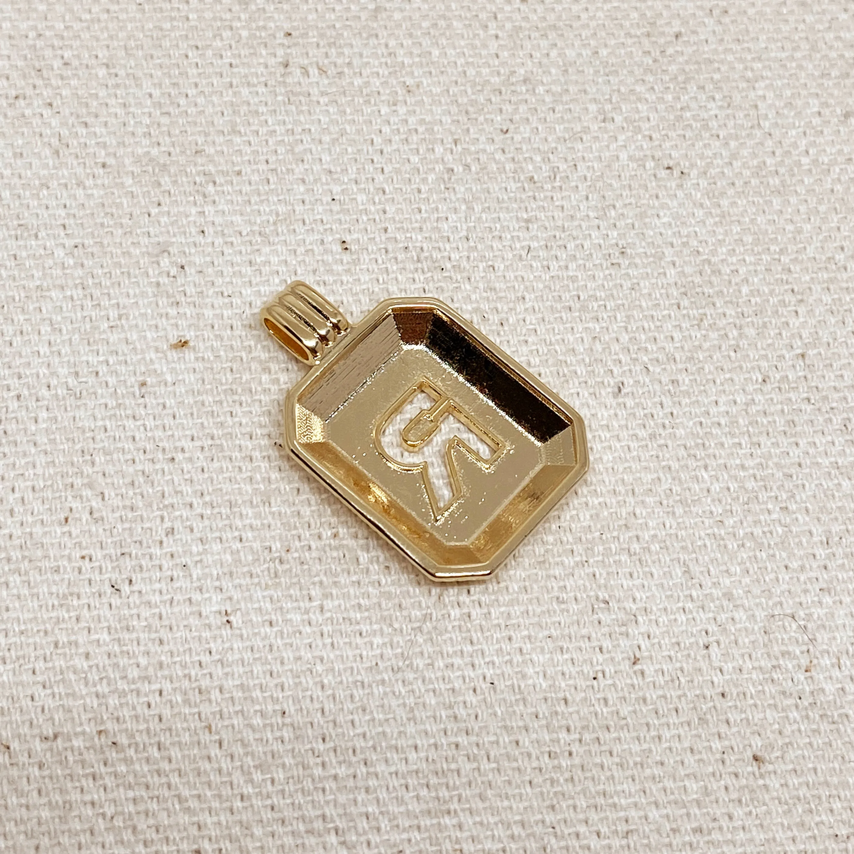 18k Gold Filled Initial Plate Pendant Letter R