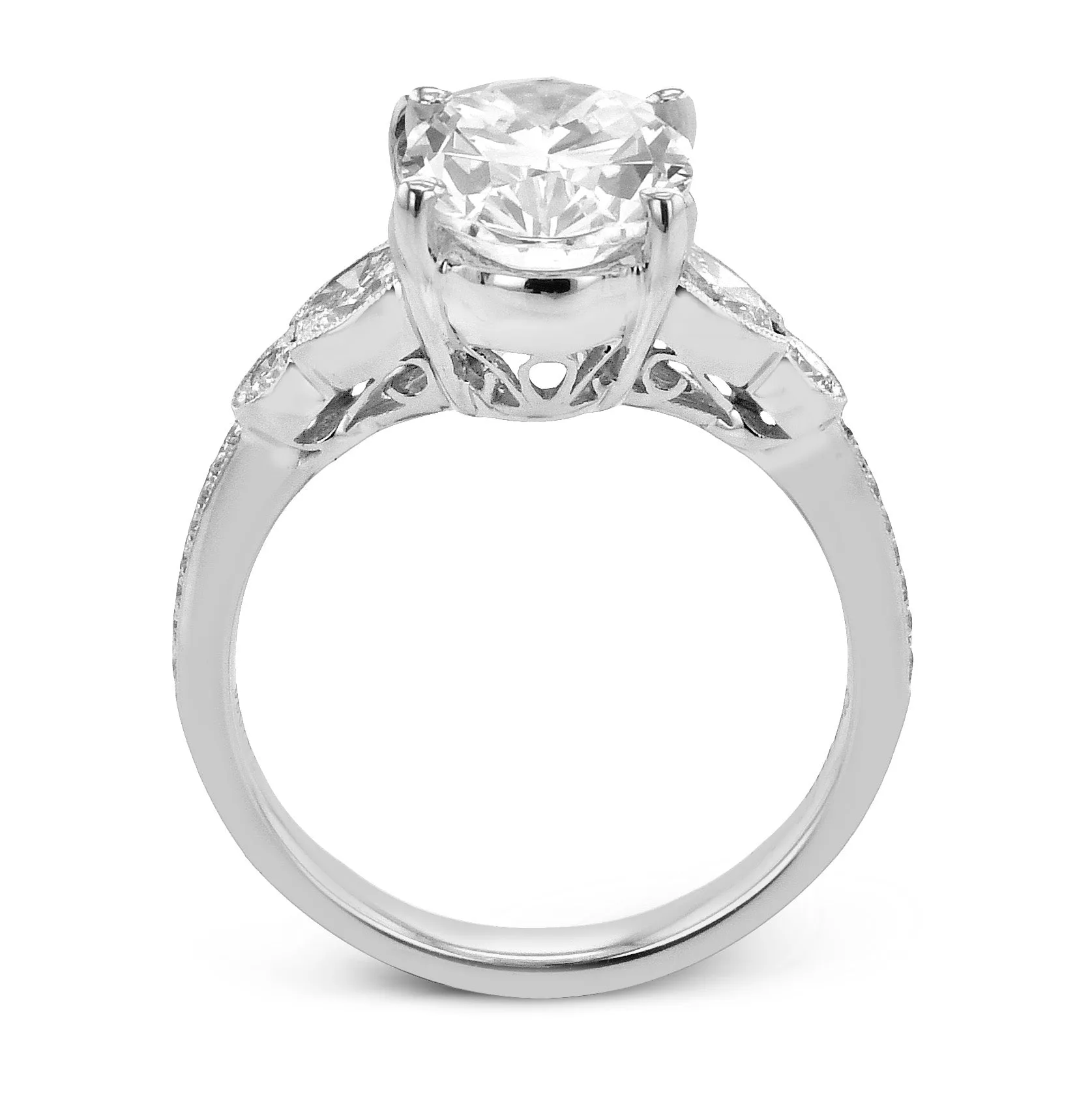 Oval-cut Engagement Ring in 18k Gold with Diamonds