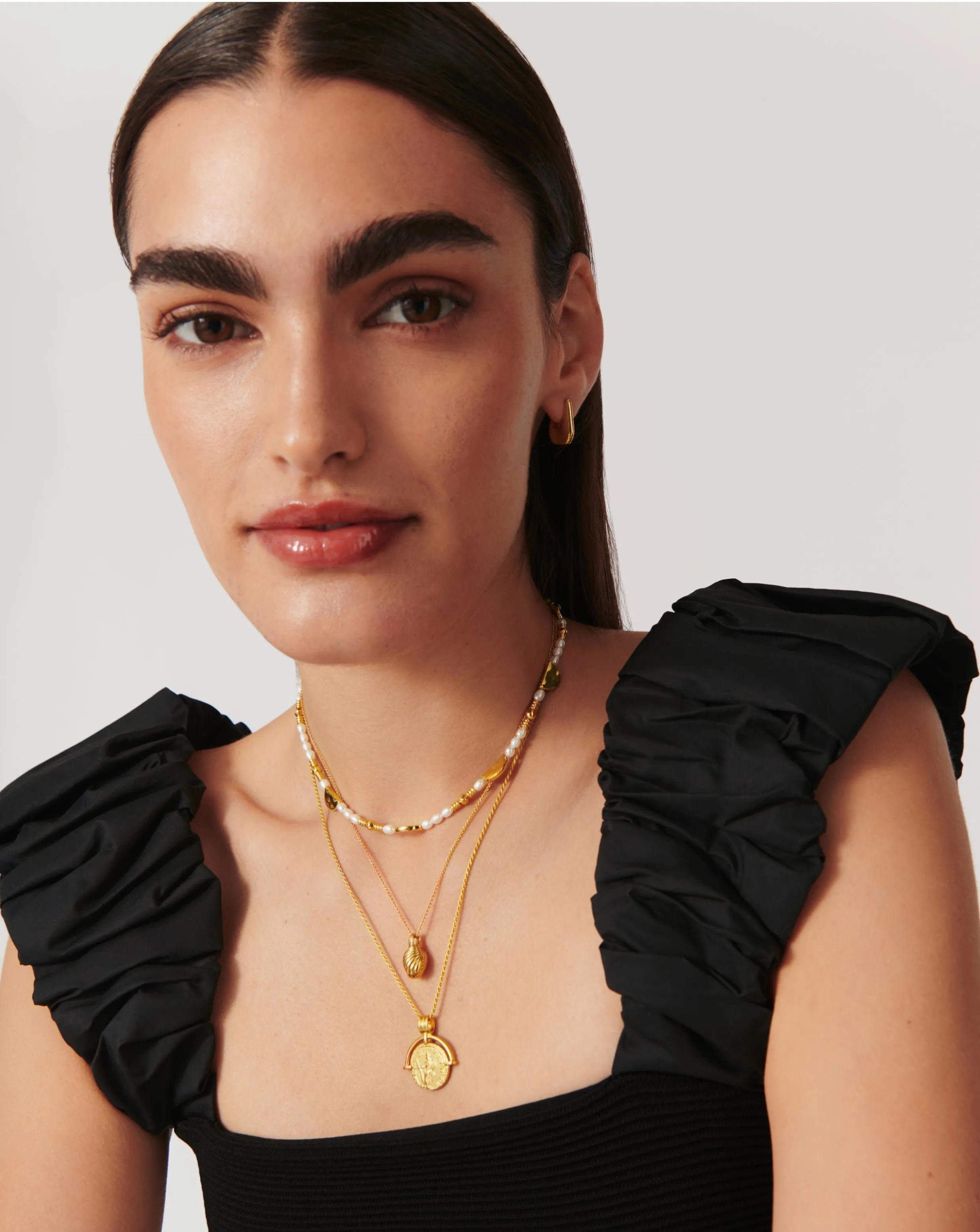 Wavy Ridge Droplet Pendant Necklace